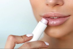 how-to-take-care-of-your-lips-at-home-top-lip-balms-for-you
