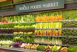 what-is-the-difference-between-amazon-fresh-and-whole-foods-