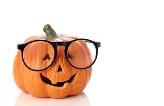 Best Halloween Costumes For People With Glasses: 5 Ideas For You