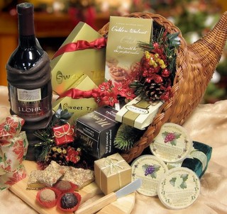 Top Ideas For Gift Baskets Under $50 With Free Shipping
